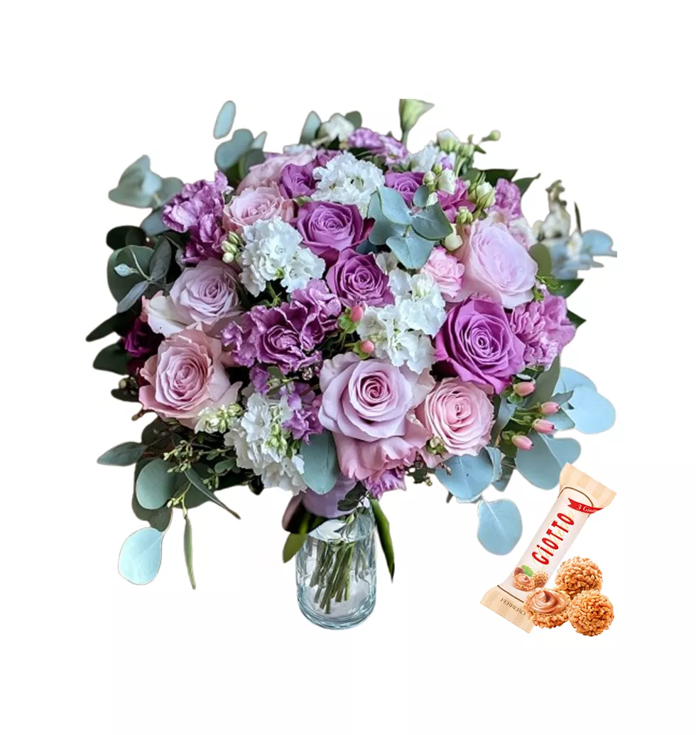 Charming Mix Floral Arrangement in Vase